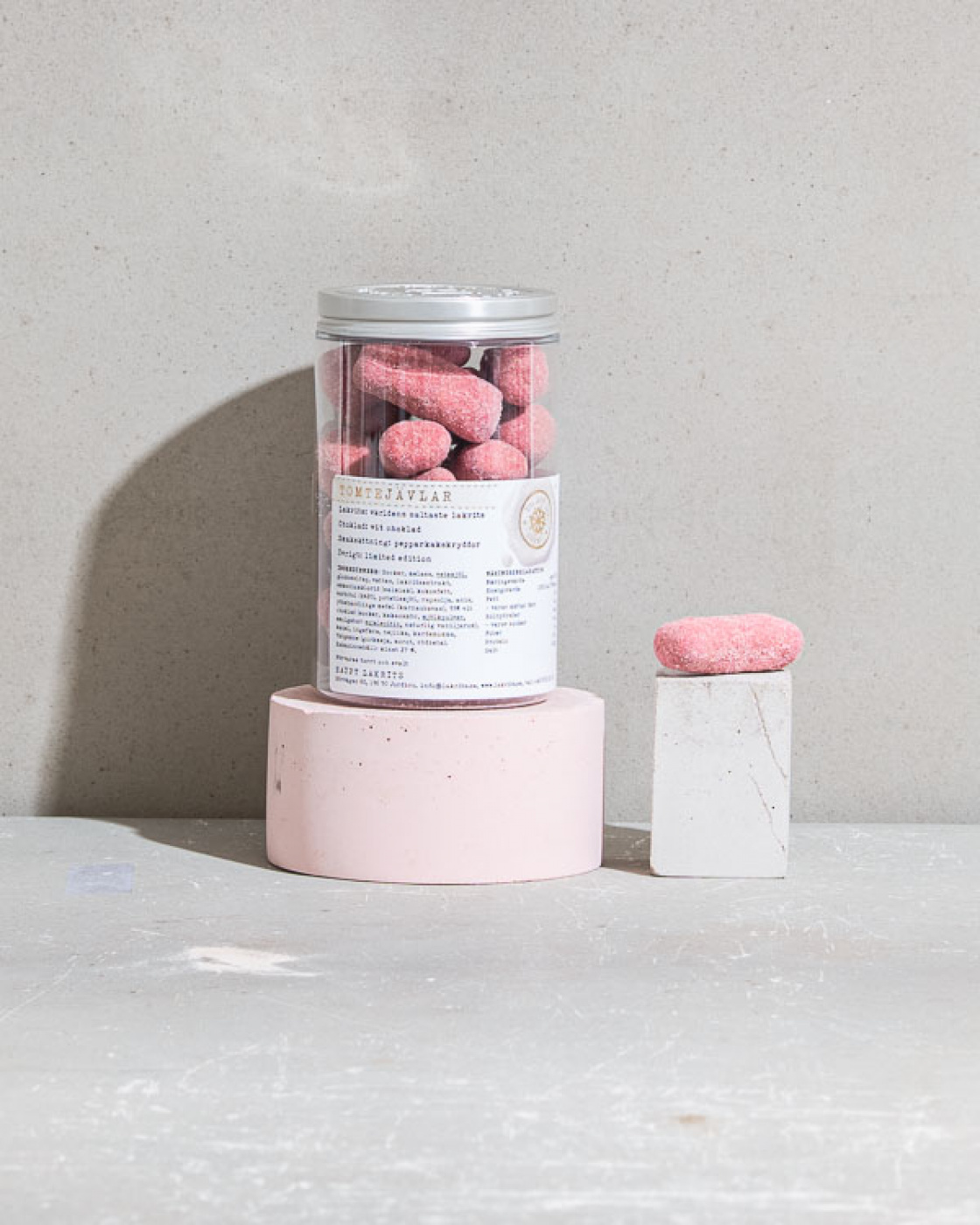 Tomtejävlar! in the group Christmas at Haupt Lakrits AB (100175)